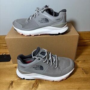 The North Face HydroSeal Waterproof cradle Trail running Shoes Women's size 6